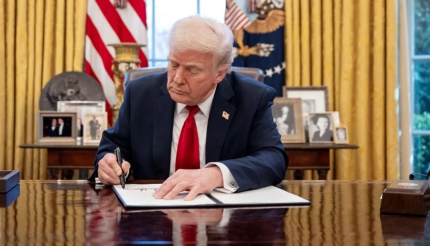 Хто стоїть за указом про «озеро Америка»: Трамп, Берґум і задіяні відомства