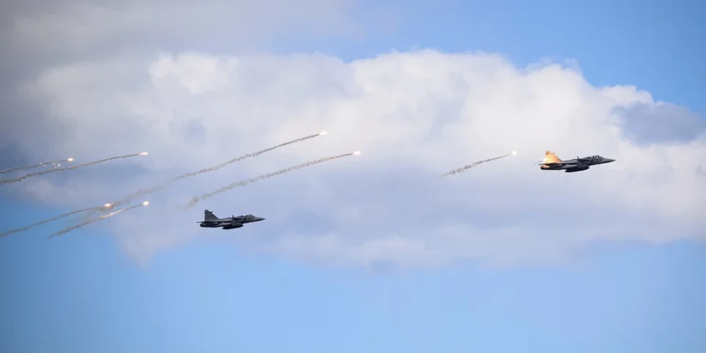 У Швеції затримали росіян, які розбили табір біля будинку топменеджера Saab