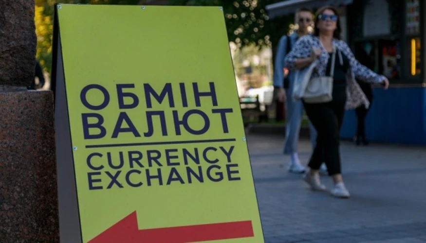 Курс долара і євро 19 серпня: як змінилися позначки НБУ та ринку