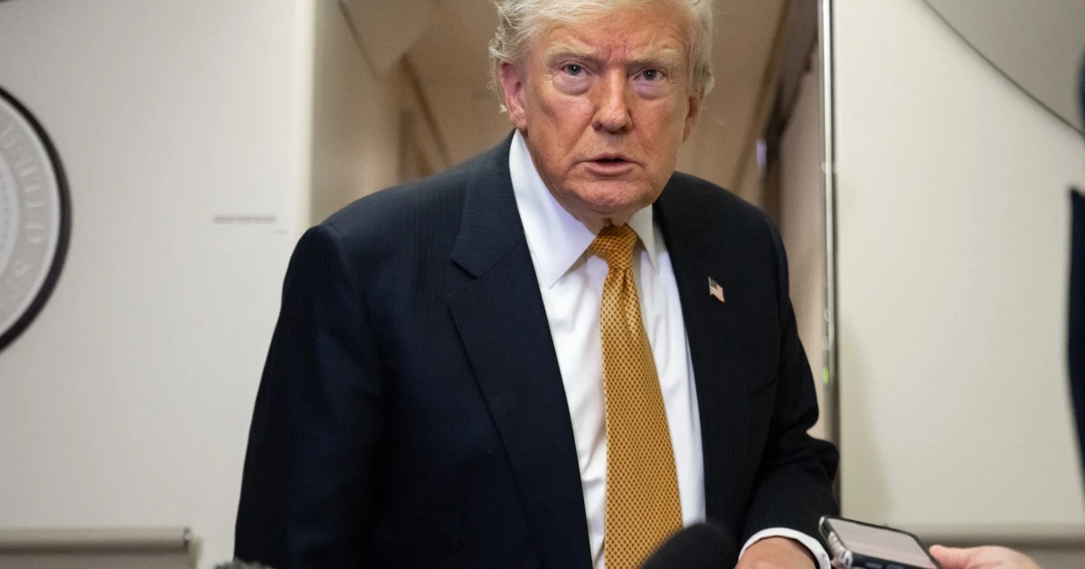Трамп закликав Зеленського припинити удари по російських НПЗ через дефіцит дизелю