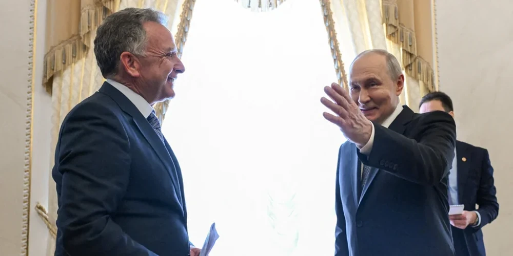 Пєсков заявив, що Путін не передавав Віткоффу документів з пропозиціями РФ