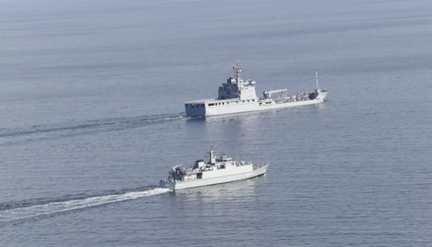 У Чорному морі припинено пошуки моряків із затонулого після удару дрона судна